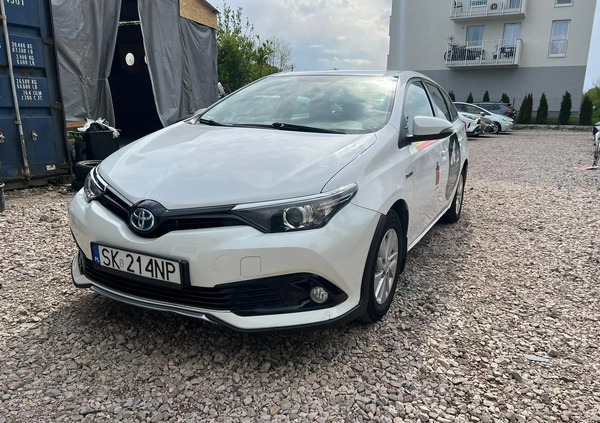 Toyota Auris cena 34000 przebieg: 600000, rok produkcji 2018 z Warszawa małe 92